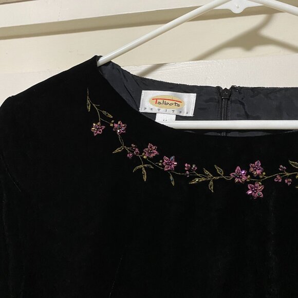 Talbots Petites, short sleeve black velvet short top, size 14 - Picture 2 of 12